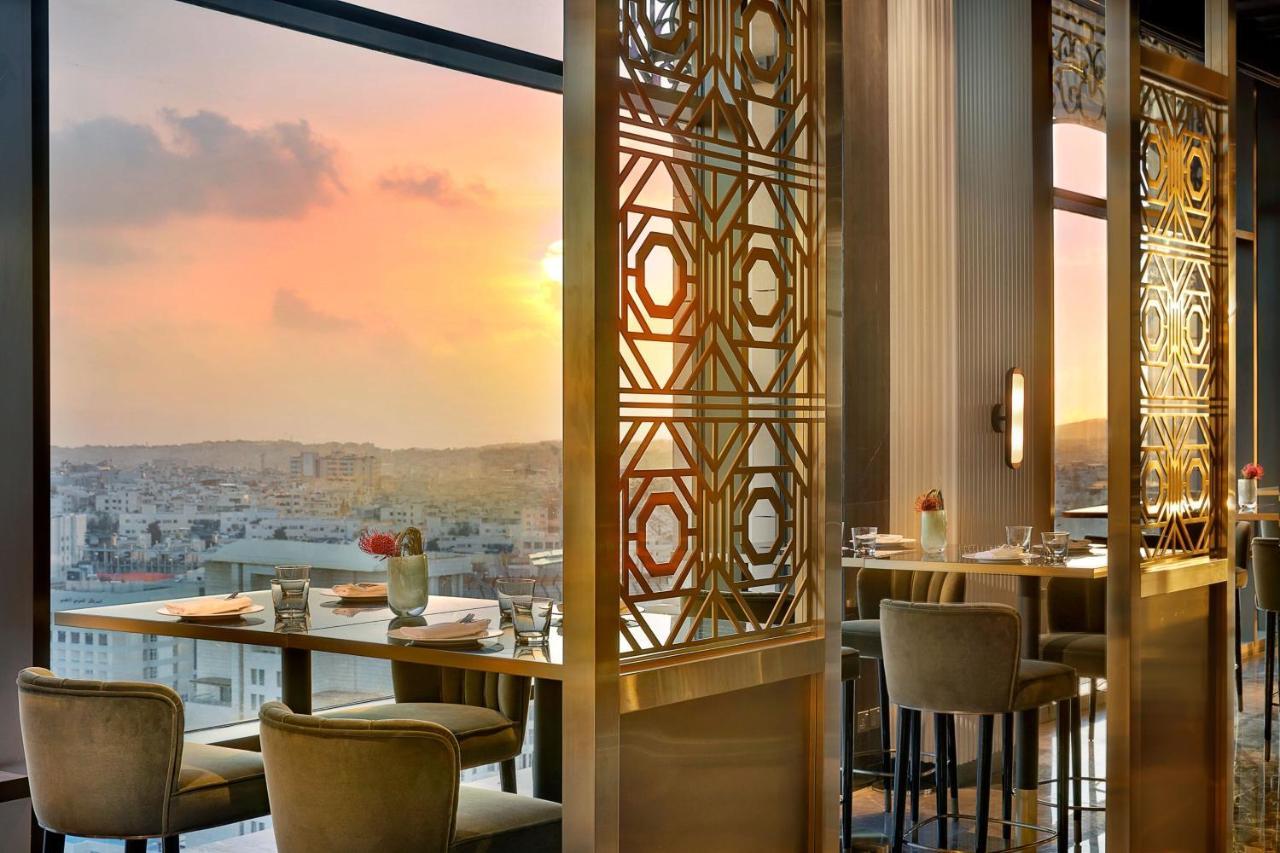 The Ritz-Carlton, Amman 호텔 외부 사진