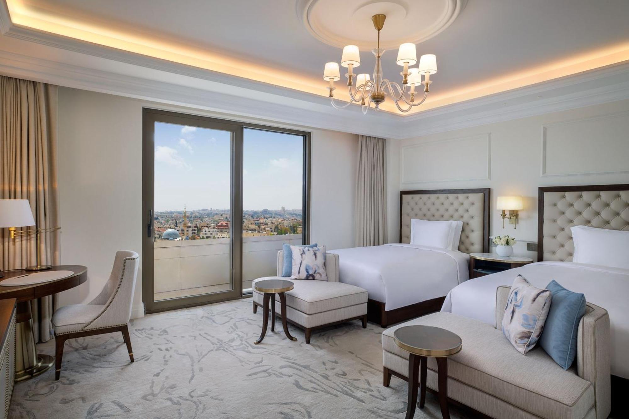 The Ritz-Carlton, Amman 호텔 외부 사진